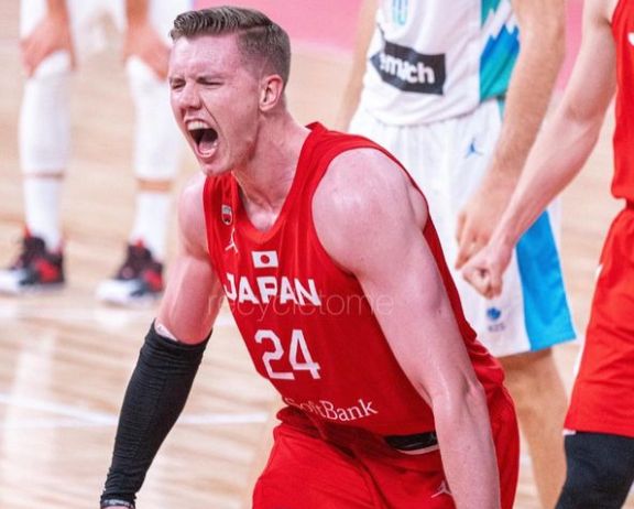 ジョシュホーキンソンの年俸が右肩上がり!歴史を変えた男たちの年俸が少なすぎる!? まとめてんだーZ